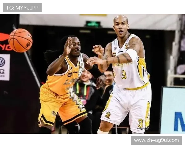 阿巴斯为何仍未签约CBA球队？转会市场动态解析